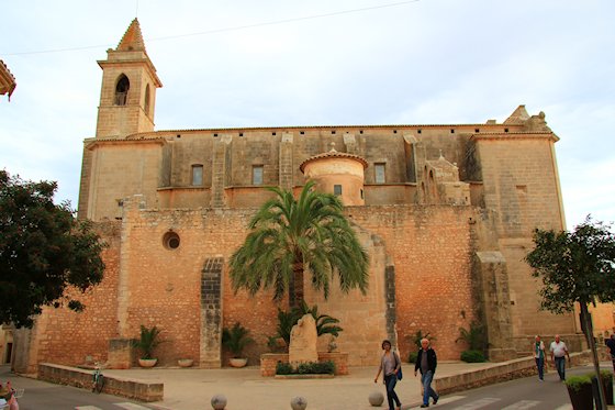Mallorcas Städte: Santanyi, Bild-3