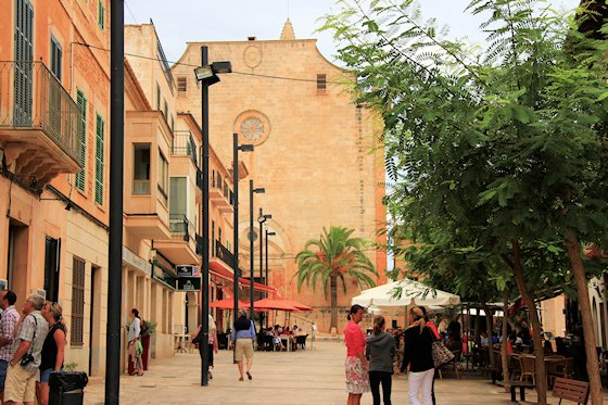 Mallorcas Städte: Santanyi, Bild-6